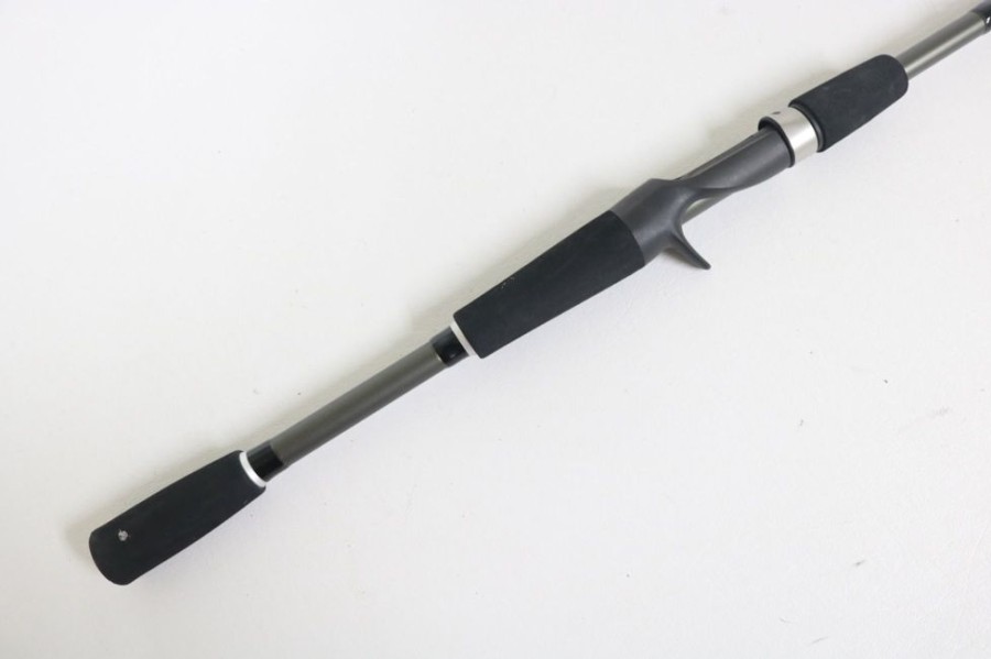 Used American Legacy Fishing Casting Rods | Douglas Xmatrix Dxc 704M 7'0" Medium - Used Casting Rod - Excellent Condition - American Legacy Fishing, G Loomis Superstore