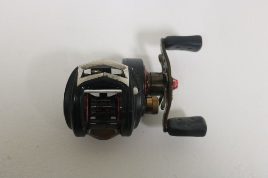 Used American Legacy Fishing Casting Reels | Abu Garcia Revo3 - Sx-Rvo3Sx - 6:4:1 Right Handed Casting Reel - Fair (Crank Above Worm Gear) Condition - American Legacy Fishing, G Loomis Superstore