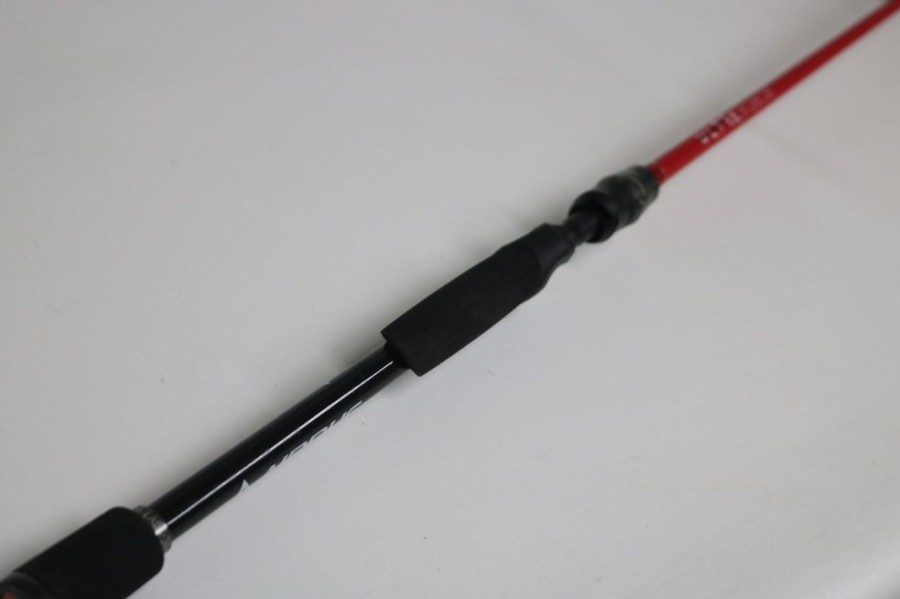 Used Airrus Casting Rods | Airrus Ultra Au701Mf-C 7'0" Medium Casting Rods - Used - Very Good Condition - American Legacy Fishing, G Loomis Superstore